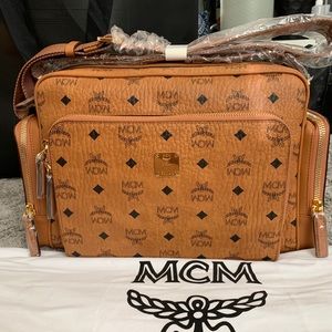MCM Large Messenger